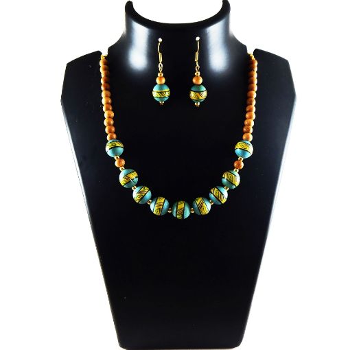 Wooden Beads Fancy Necklace